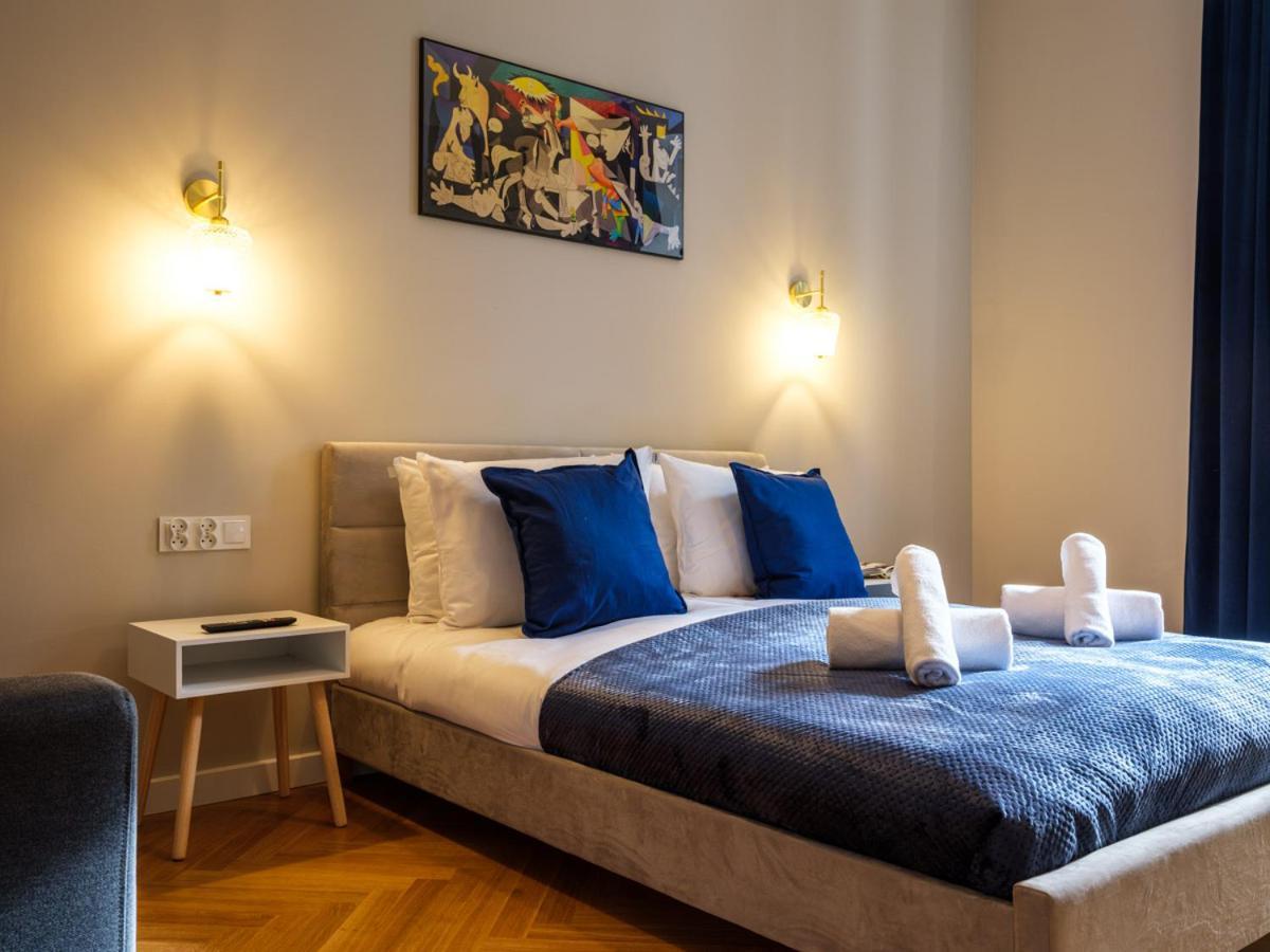 Tyzenhauz Suites Topolowa คราคูฟ ภายนอก รูปภาพ