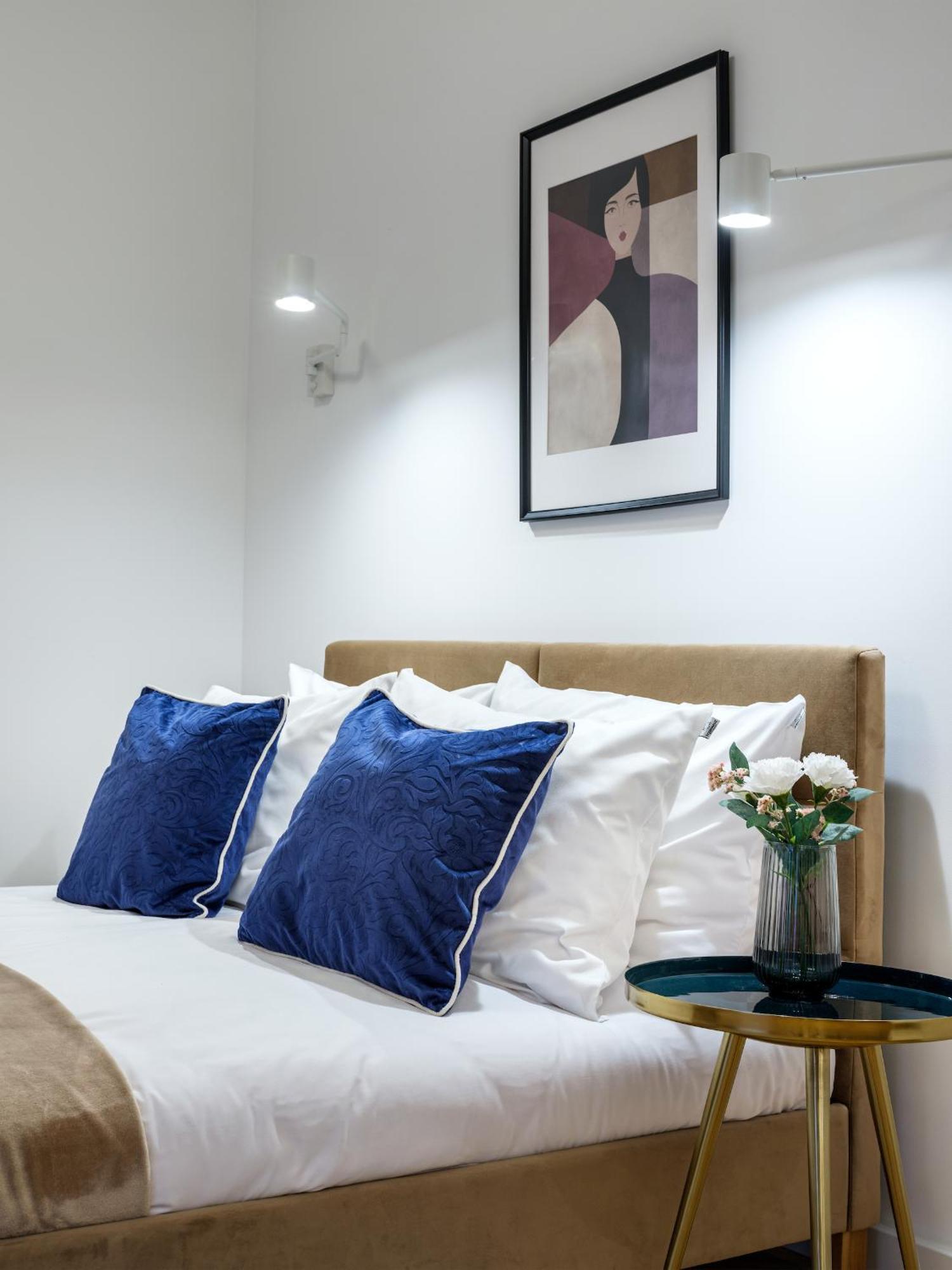 Tyzenhauz Suites Topolowa คราคูฟ ภายนอก รูปภาพ